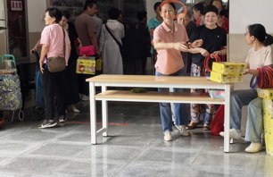 离退休工作处举办"喜迎国庆·银龄同乐"离退休教职工 趣味文体活动